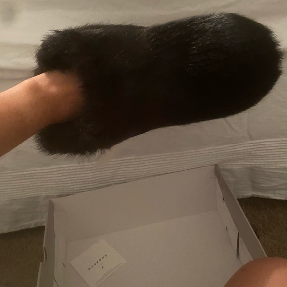 UGG Amary Faux Fur Slipper Bootie - Picture 3 of 9